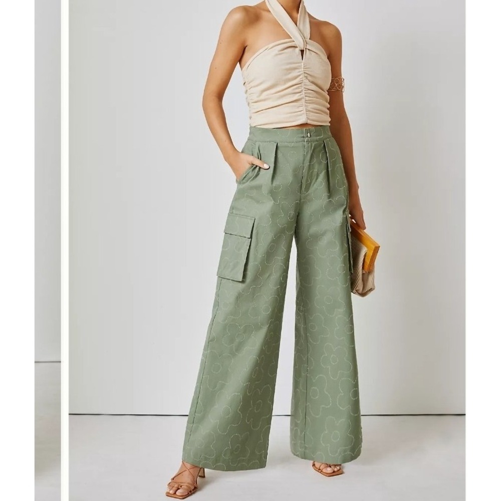 Avec Les Filles Wide Leg Cargo Pants Euro Summer Embroidered Floral Party Y2K XS